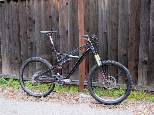 enduro_c56aed283aced462d37ee4420aa629487c0e6a25.jpg