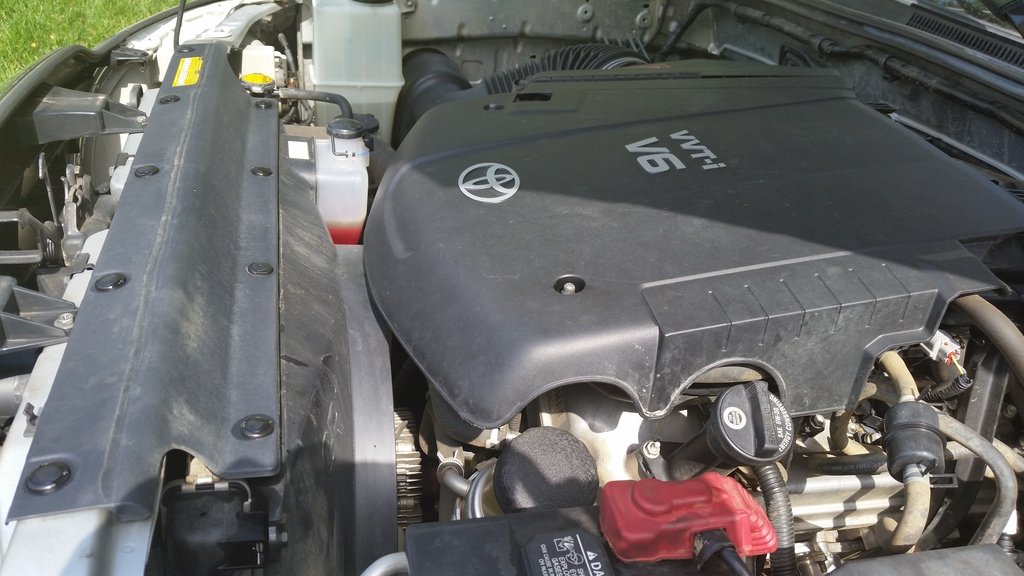 Engine%20Bay%203_zpshx8ya1mb_5969527a7eb38741b28c54bb7eacc6f5ef24b70c.jpg