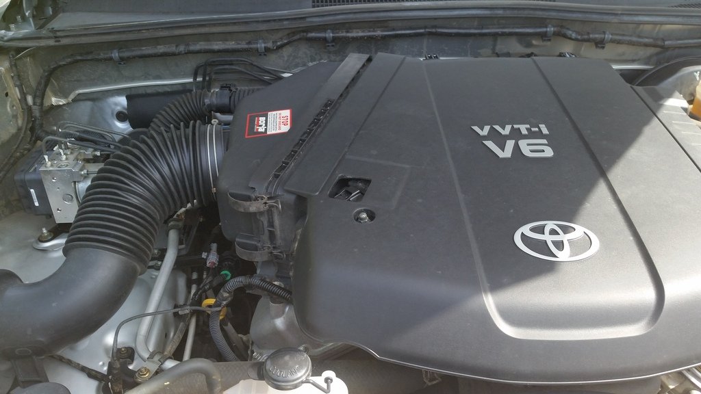 Engine%20Bay%204_zpsy54zpnwo_785e407984e1a92414394b7a2534f729a32ab2ff.jpg