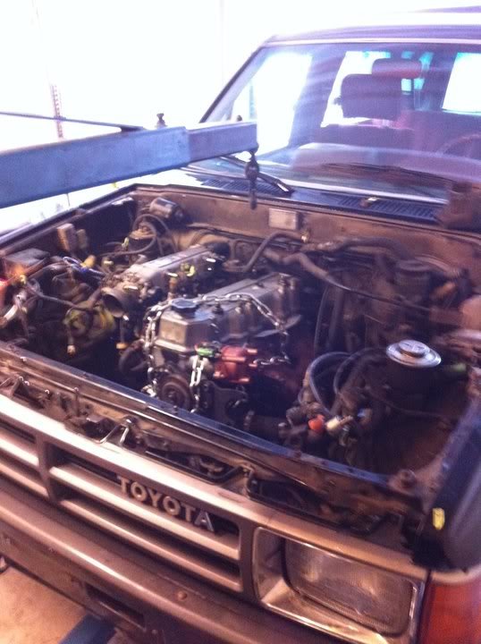 Engineintruck_d7fc417d0c714748429f9e6b33ed34d27fc783ef.jpg