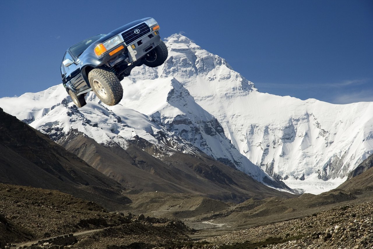 Everest_North_Face_toward_Base_Camp_Tibet_Luca_Galuzzi_2006.jpg