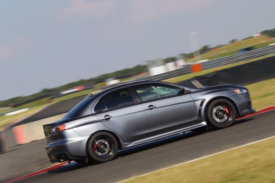 evo_track.jpg