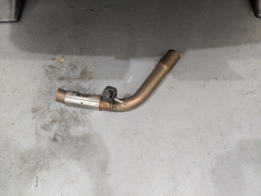 Exhaust.jpg