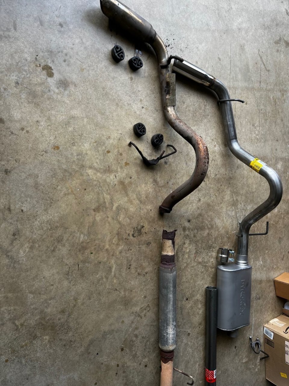Exhaust.jpg