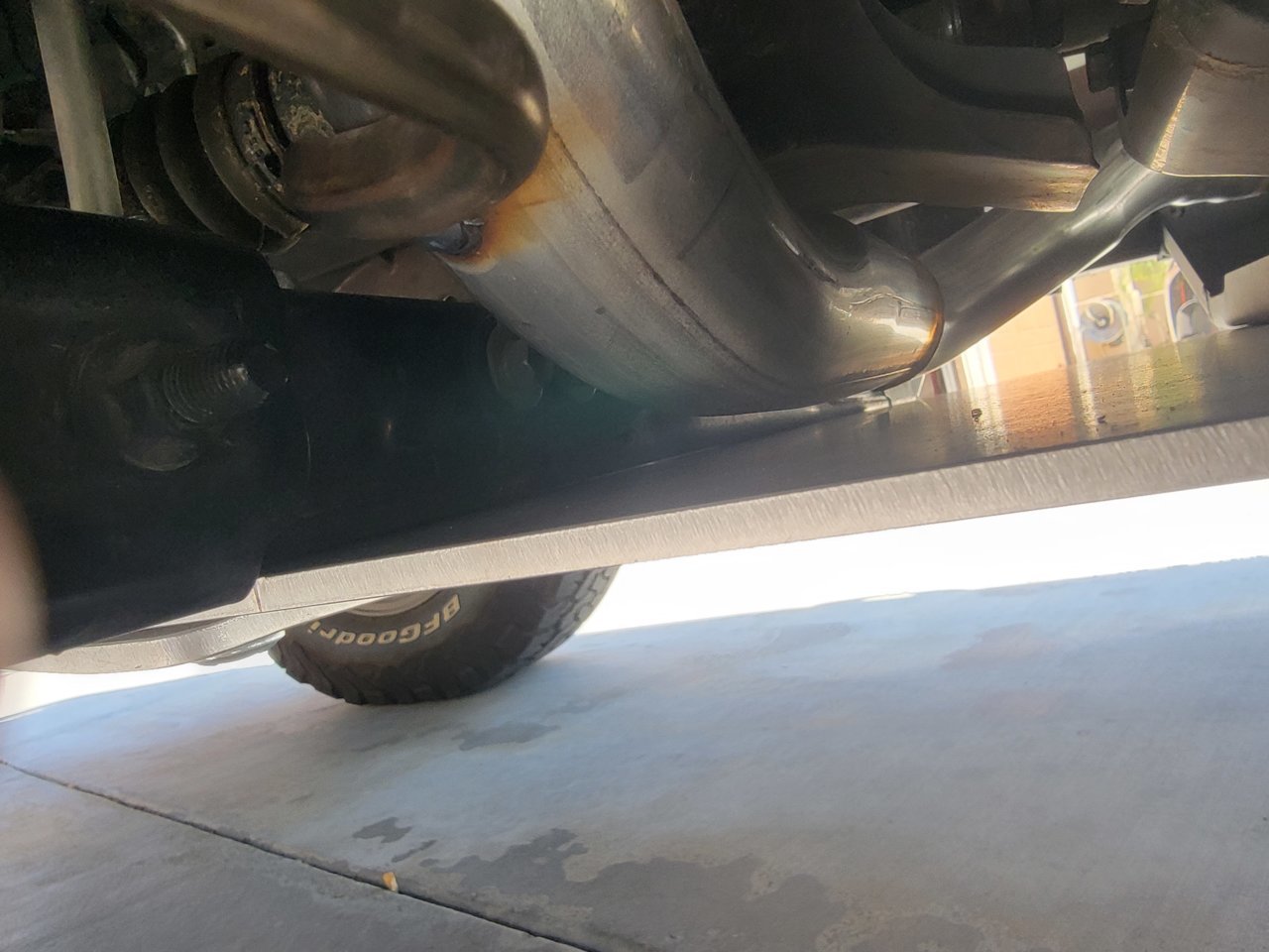 Exhaust.jpg