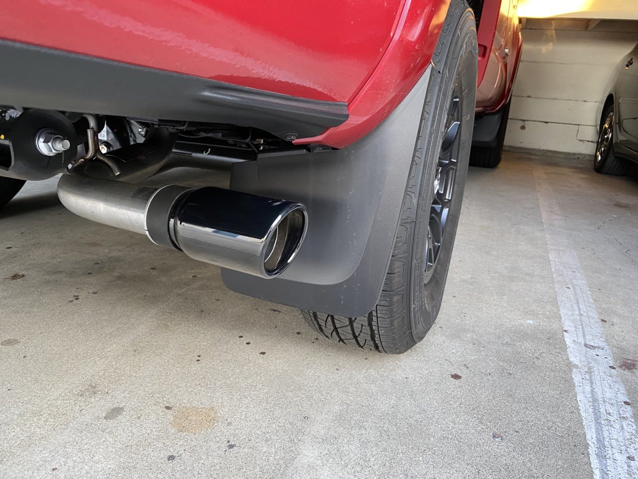 Exhaust tip 1.jpg