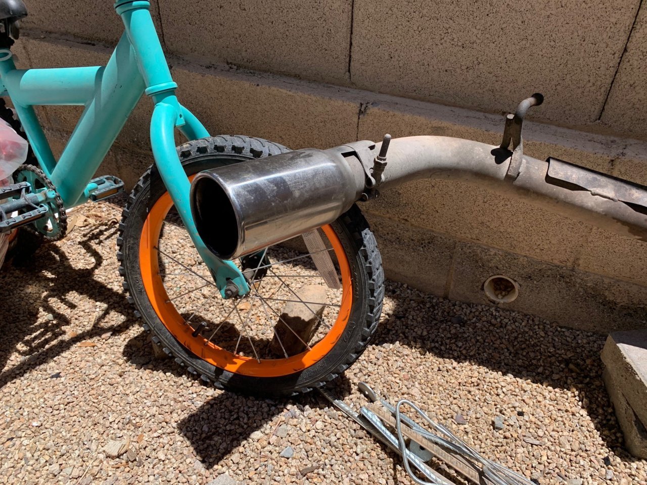 exhaust2.jpg