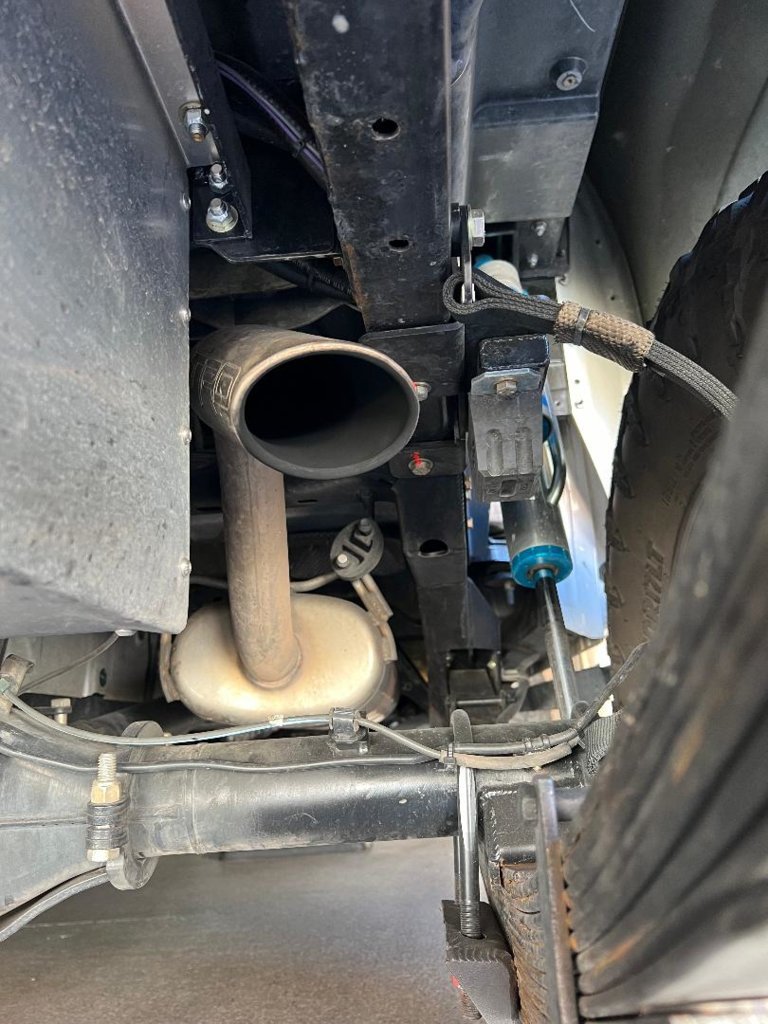 Exhaust2.jpg