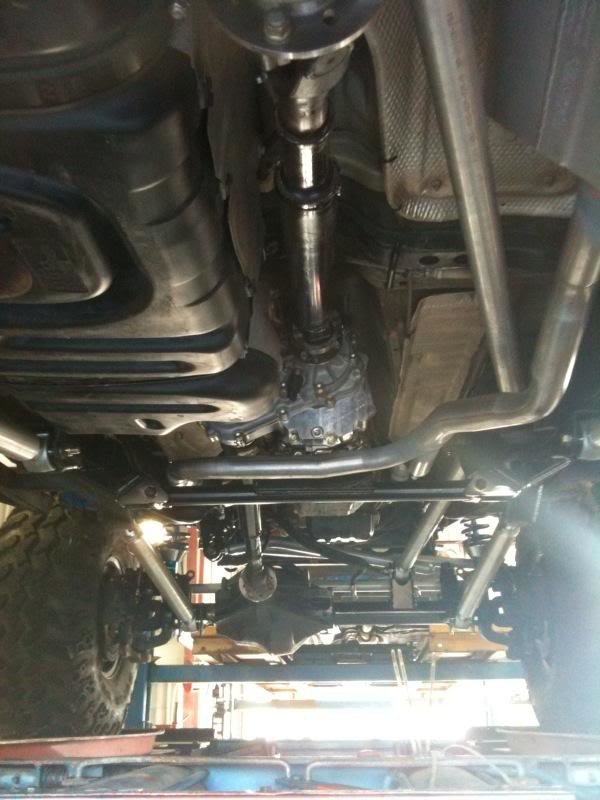 exhaust2_251561eccf69bd0f782c94b125a281c27f4cc29c.jpg