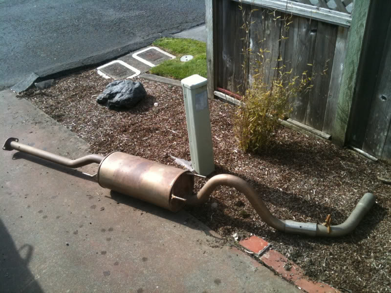 exhaust_68aa898489e3a0a23ba218b3817e51be8e7c21eb.jpg