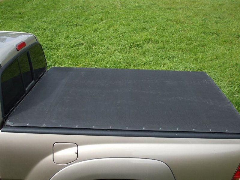 ExtangBlackmaxtonneau (1020x765).jpg