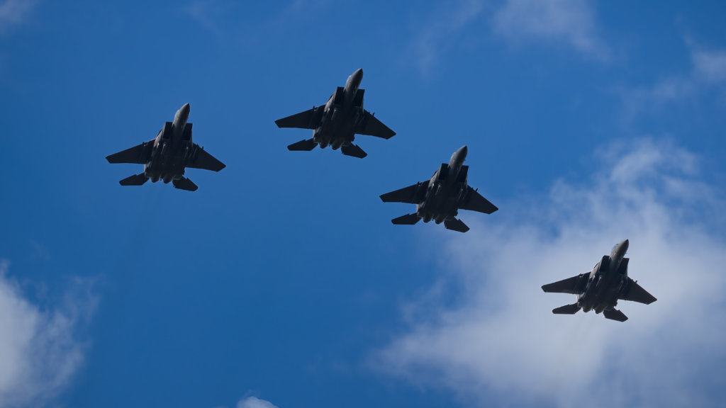 F-15 1-2.jpg