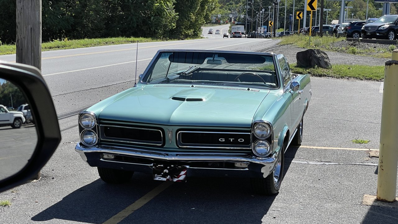 F015B3B8-0465-46BE-A899-A49D11EF39CA.jpg