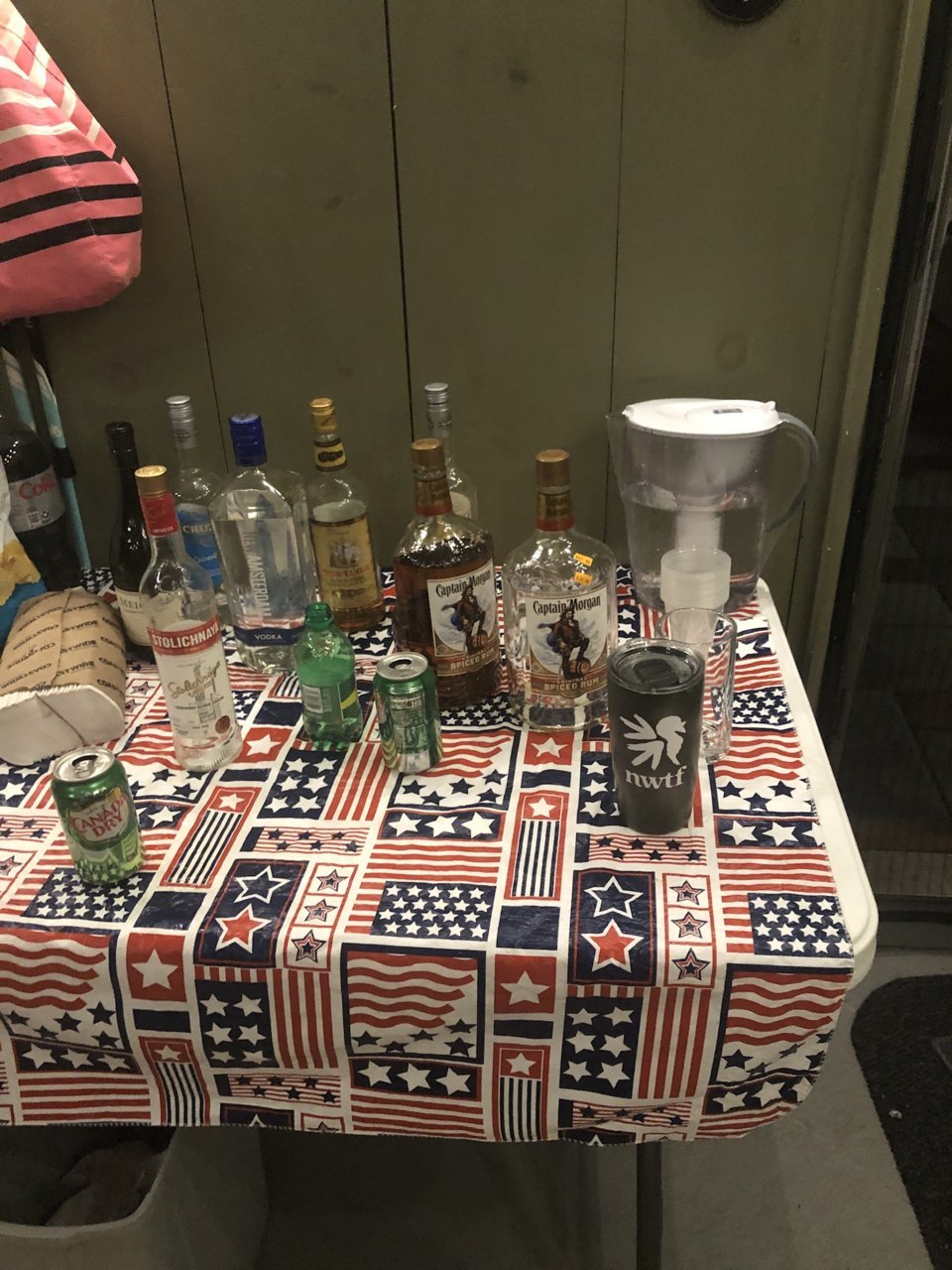 F0A09D9E-4F7D-4D4F-B47F-8EC63AC285D9.jpg