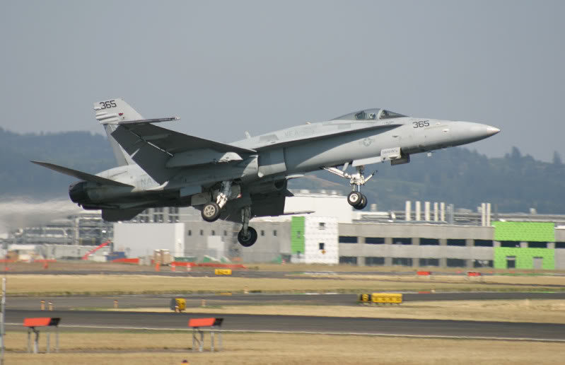 F18touchNgo_6f141ae9a0d02c9c2711f658844a7a8052f20da2.jpg