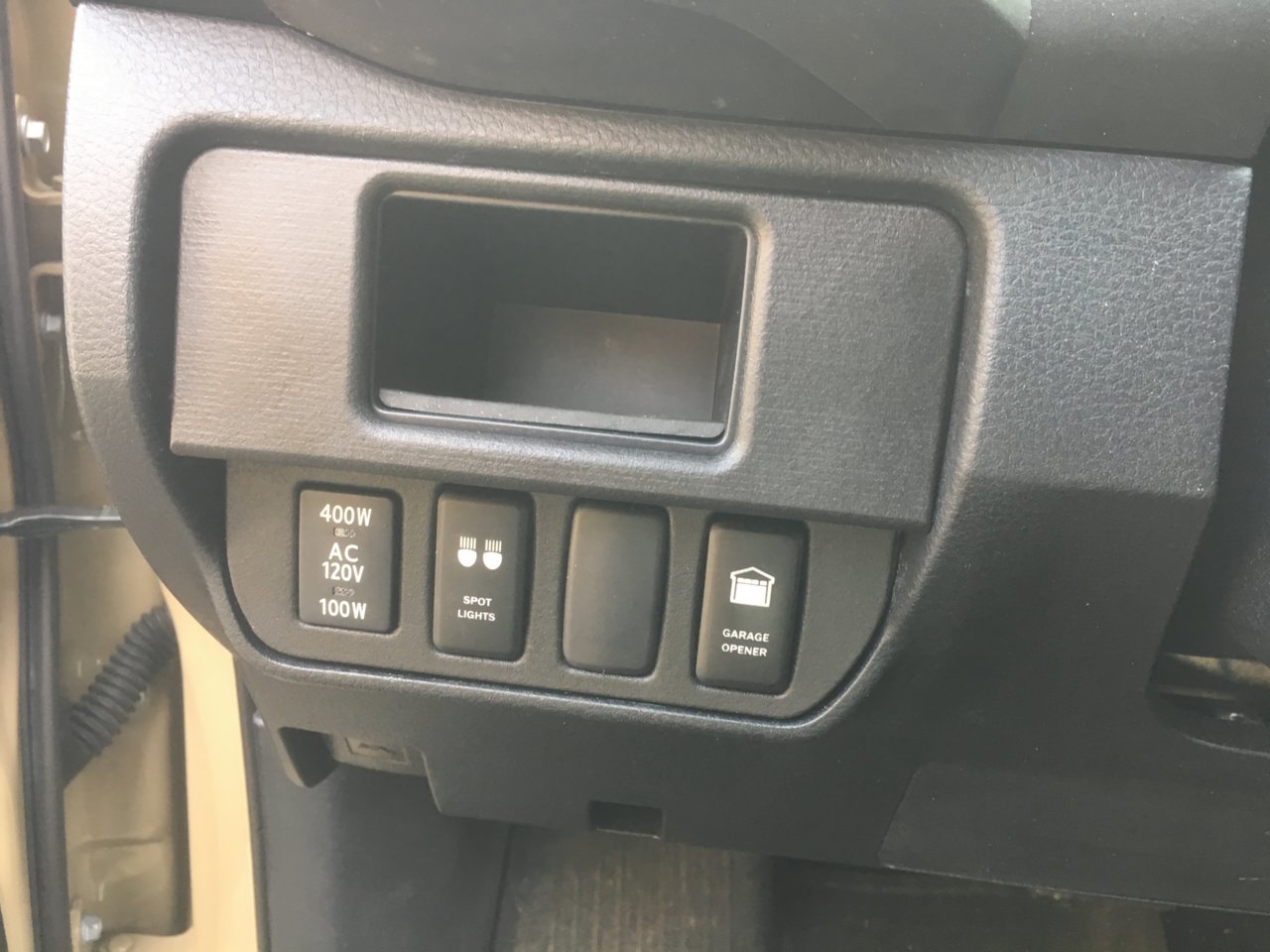 No Garage Door Opener On My 2018 Taco Sport Weird Tacoma World