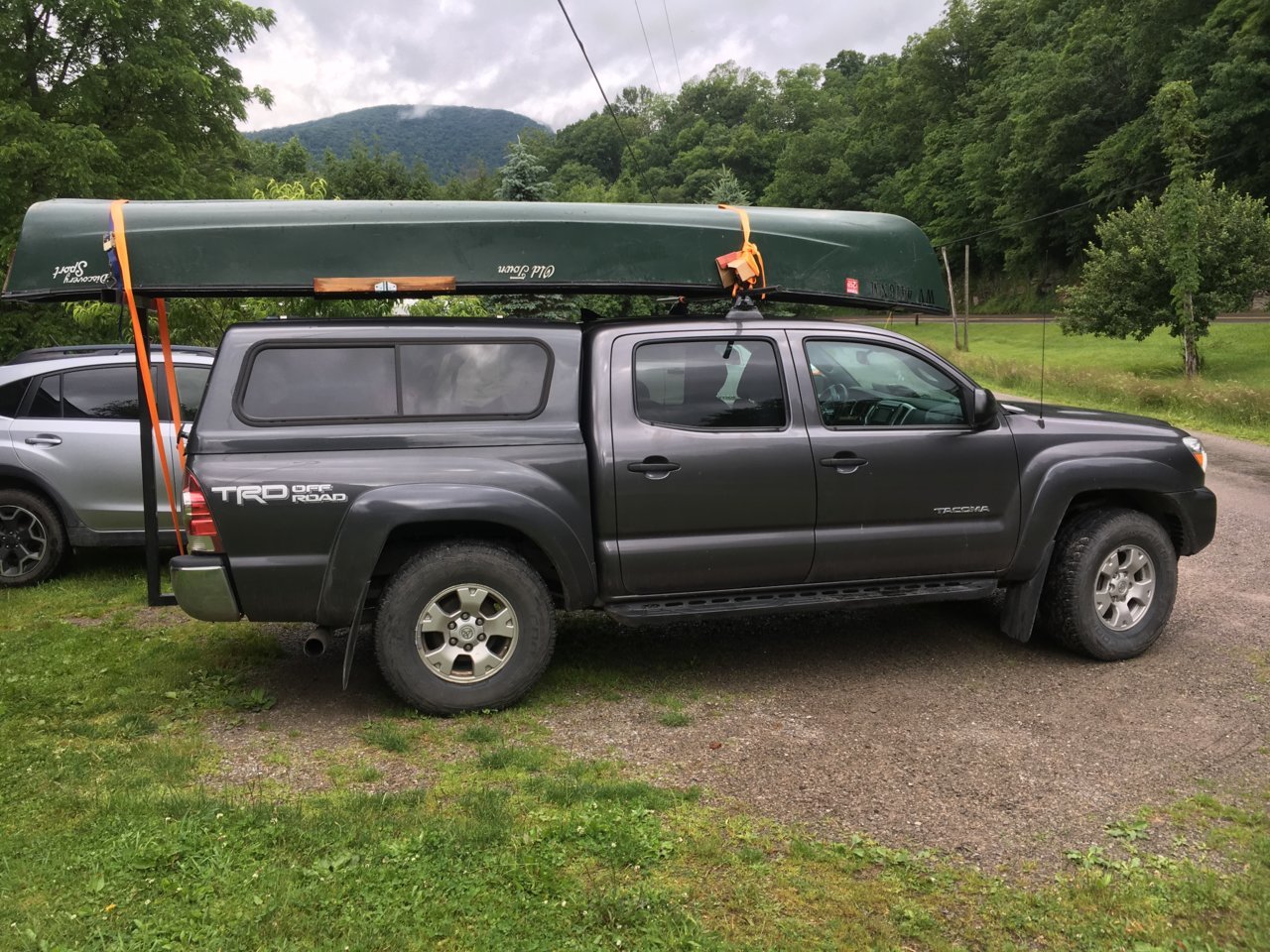 Kayak on truck online roof