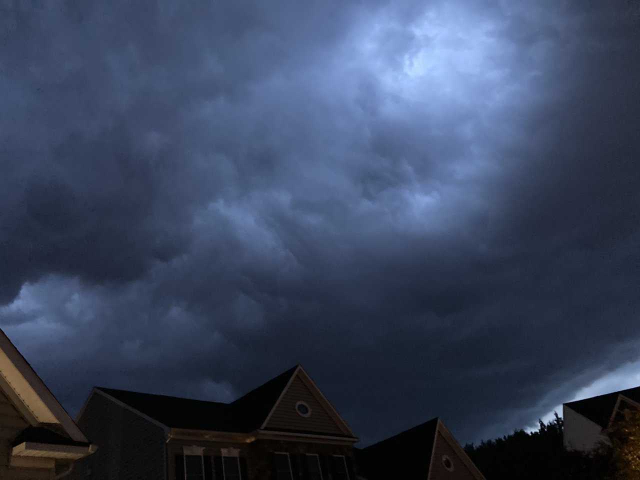 F54400BC-21EF-48EB-B014-0270C82480E4.jpg