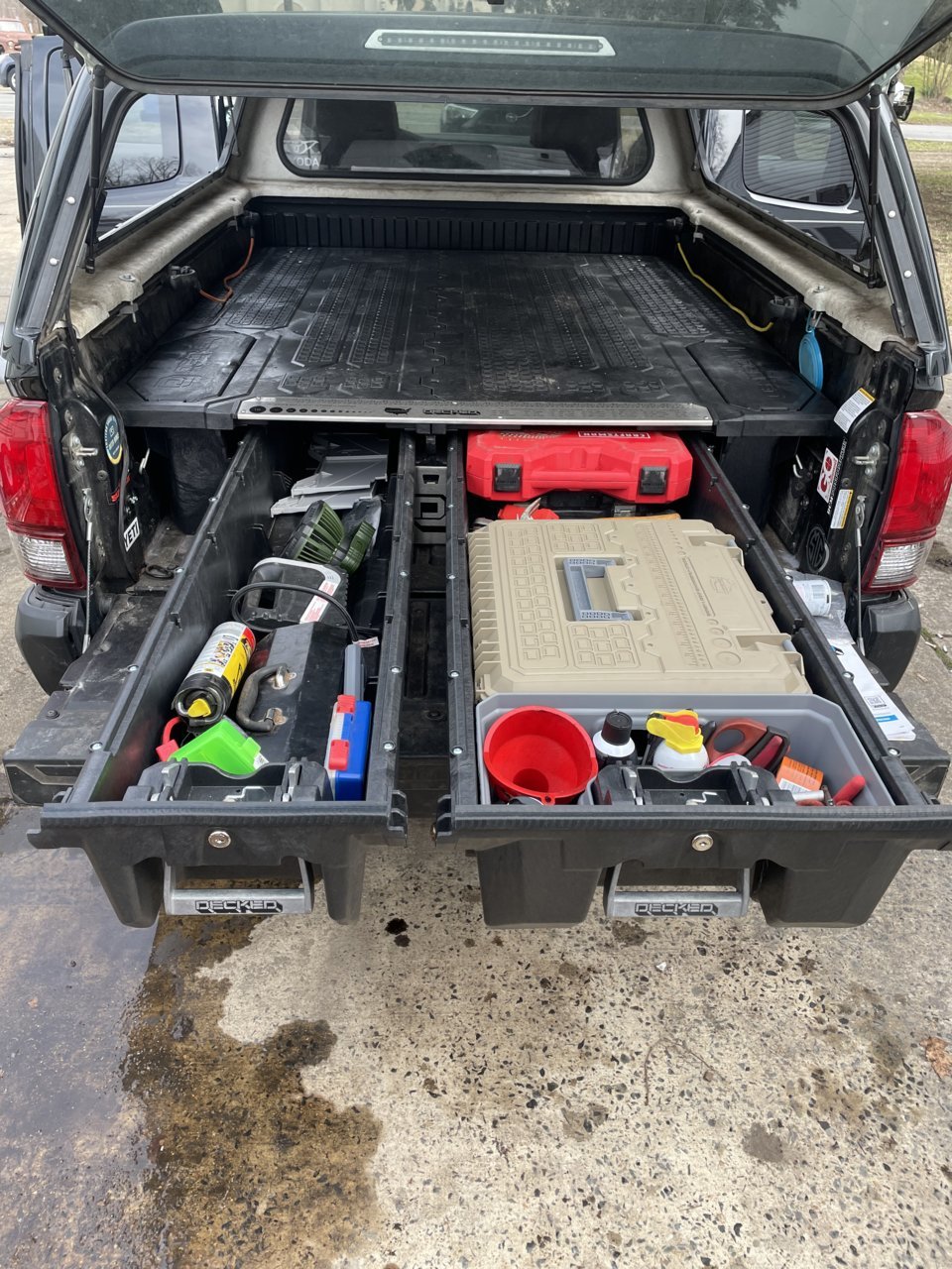 Plano sportsman trunk fits perfect under the 1st gen oem tonneau