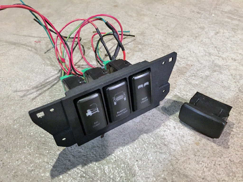 Facebook_SwitchPlate.jpg