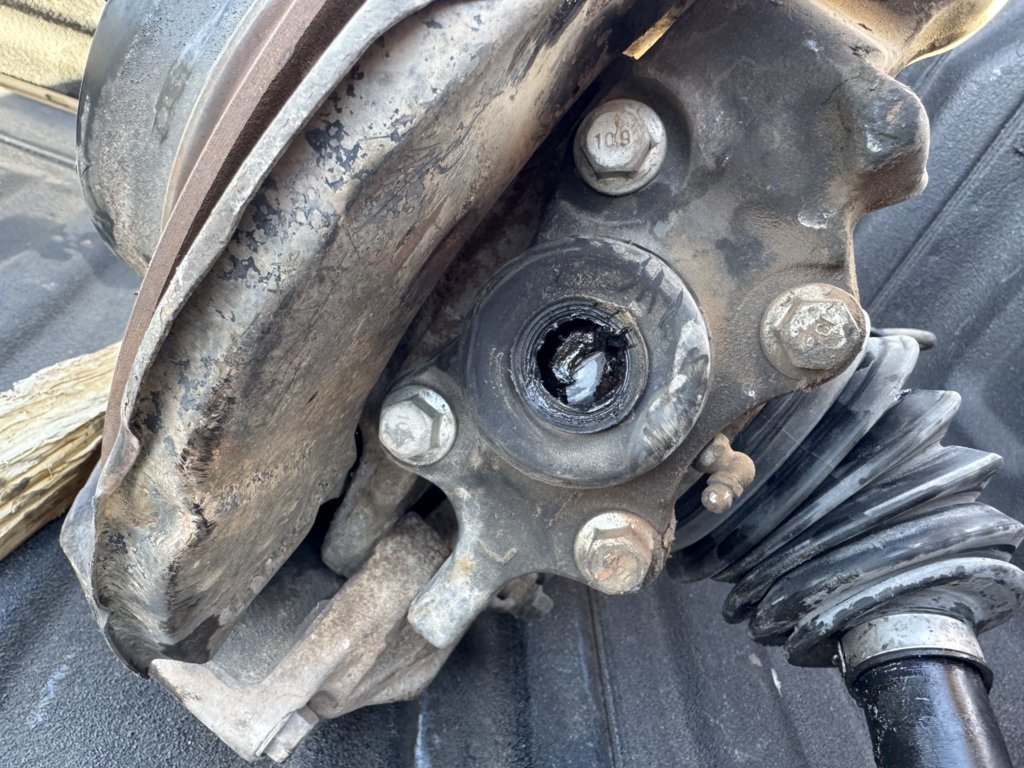 Failed non-OEM  LBJ on 2WD Taco.jpg
