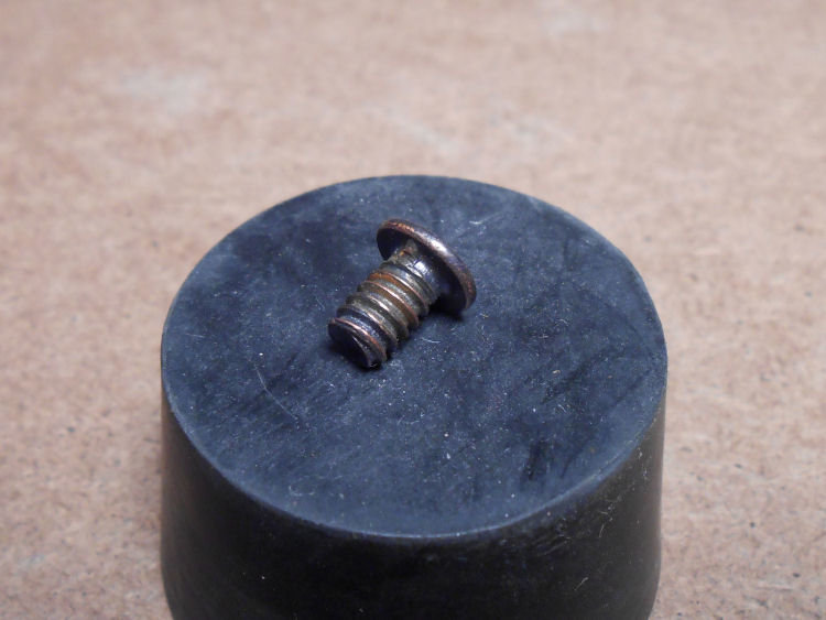 FASTENER002_zps6b056ba2_87829bf063b63abf802fd078c7e1325b9d397d66.jpg