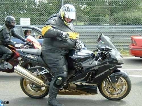 fat_biker_1_e4ea4da89f9b134a71f05c7827e1a7e5413407dc.jpg