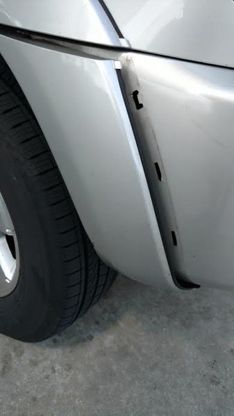 fender trim 1.jpg