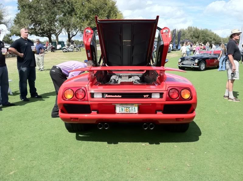 Ferarri8_21fb5e7103880b15d5a858942ae99f62cb3d2b7f.jpg