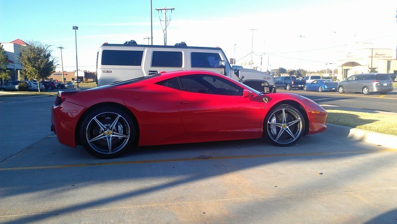 ferrari.jpg