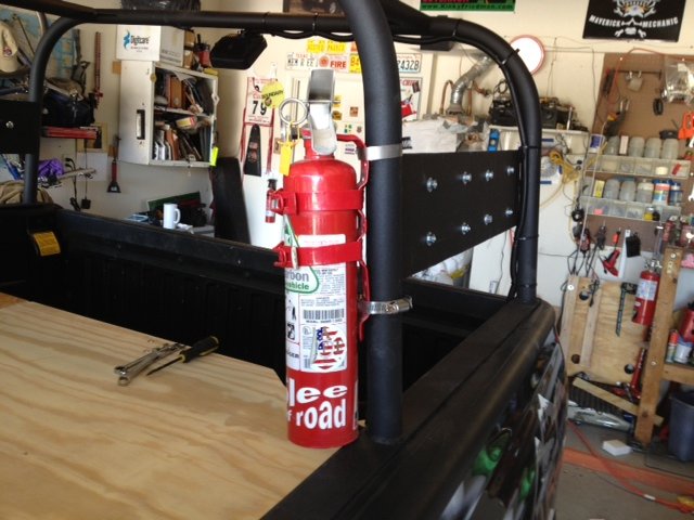 Fire%20Extinguisher_3b596f271b2da995548a5173c41f4383a10fa2ad.jpg