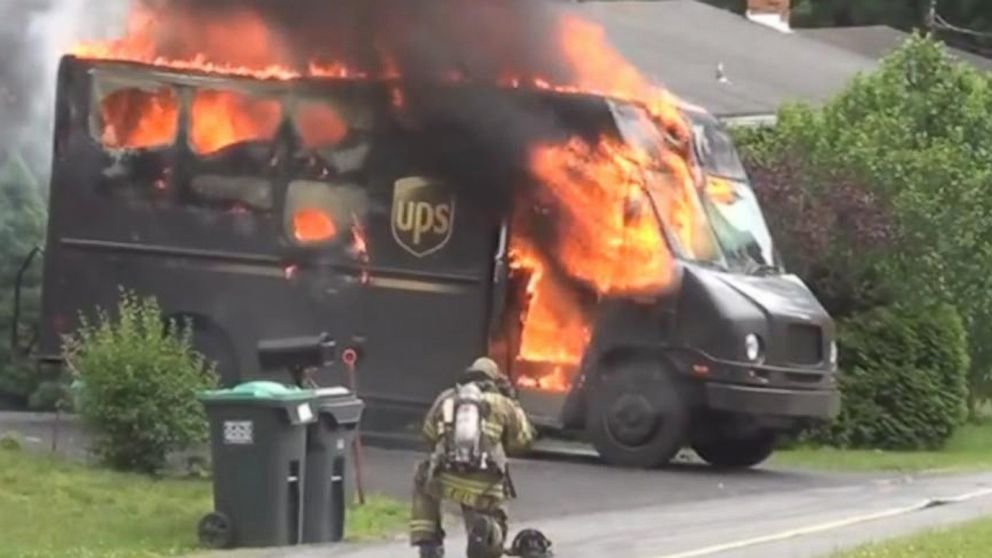 Firefighters-Douse-UPS-Truck-Fire-Image-5558329.jpg