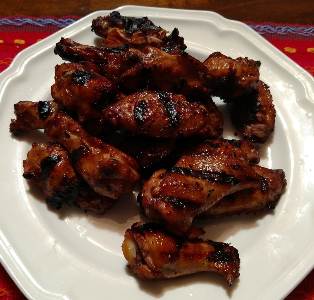 first grillgrate wings.jpg