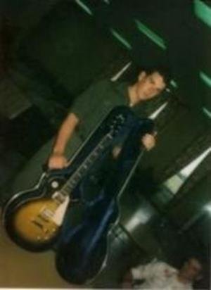 FIRST LES PAUL.jpg