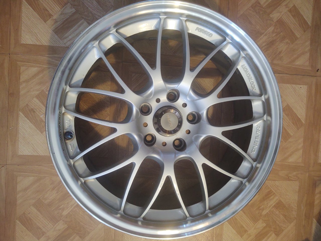 Fixed Wheel.jpg