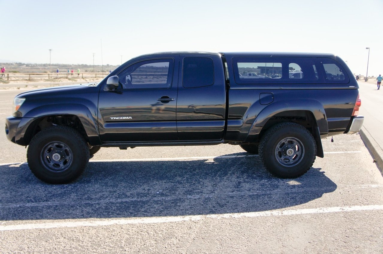 Fs Black Snugtop Super Sport Camper Shell 6 Foot Bed Tacoma World