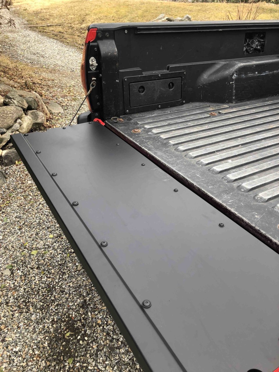 flattailgate.jpg