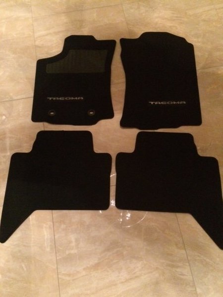Floor mats.jpg