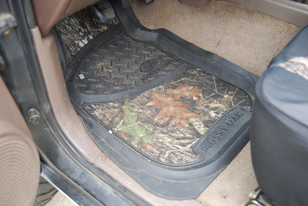 FloorMats_c3dfb289dd920078558e6e889df1b14fe0656286.jpg