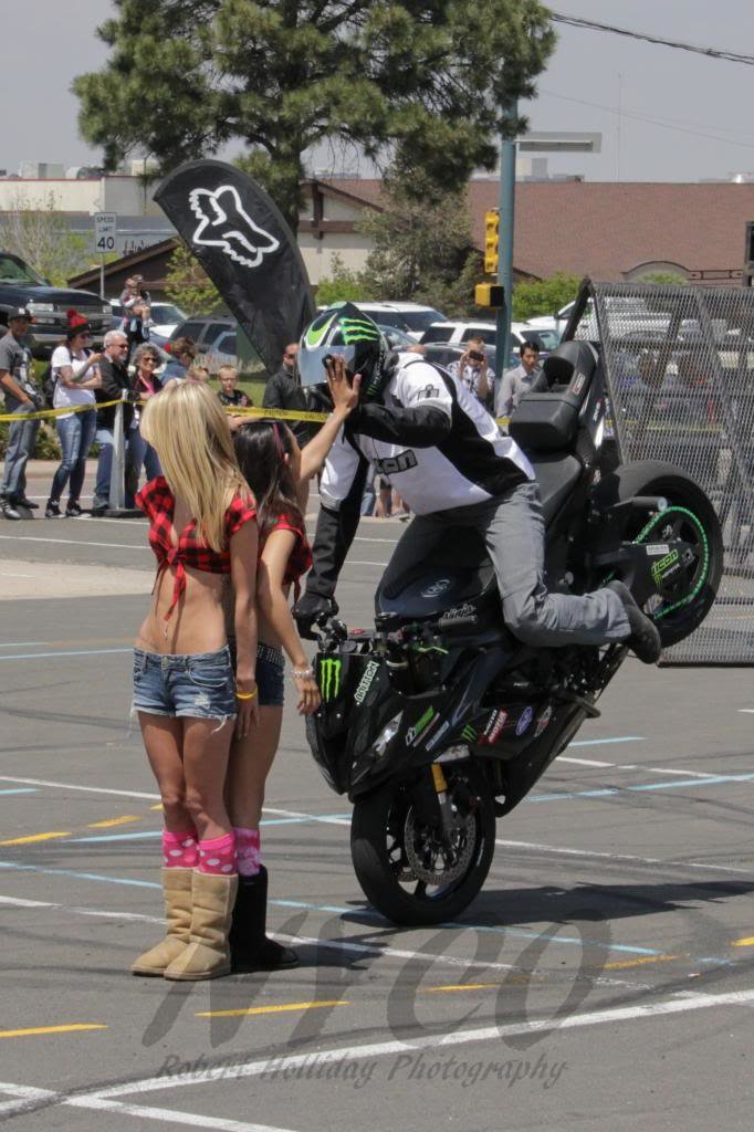 FMStuntMay2014-17_zpseb7f922e_174dfa7b8717681e0b19a12a32e00d95ab1bc0ab.jpg
