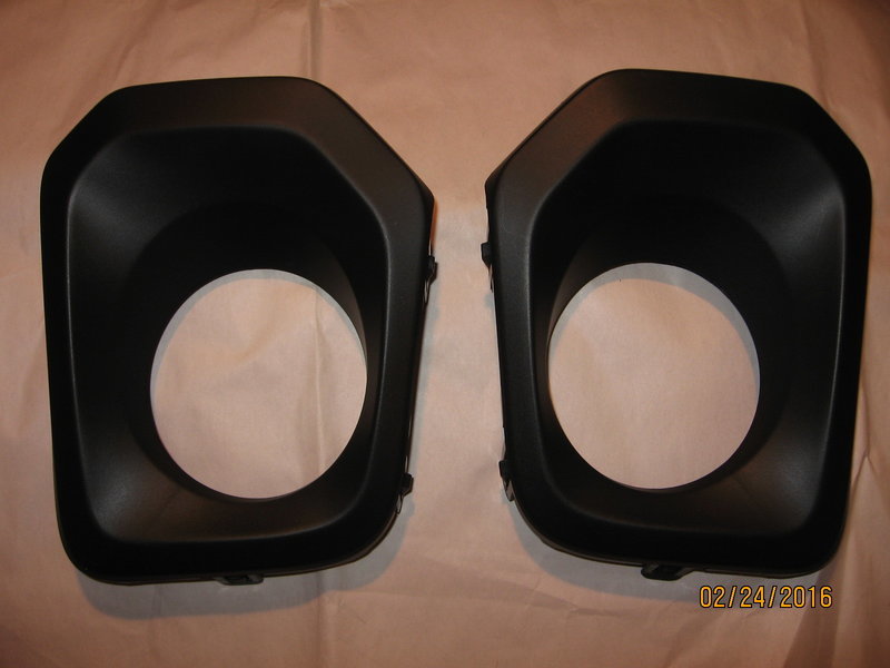 Fog Light Bezels 005.jpg
