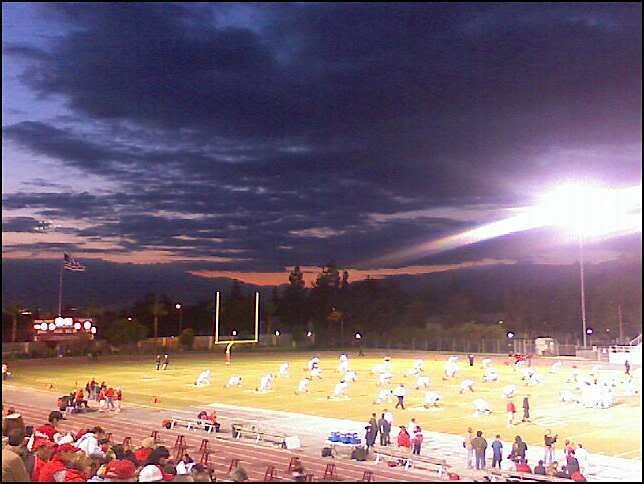 footballgamesunset_a3a29c464002d0c023c6864c93c1ad4e877ba749.jpg