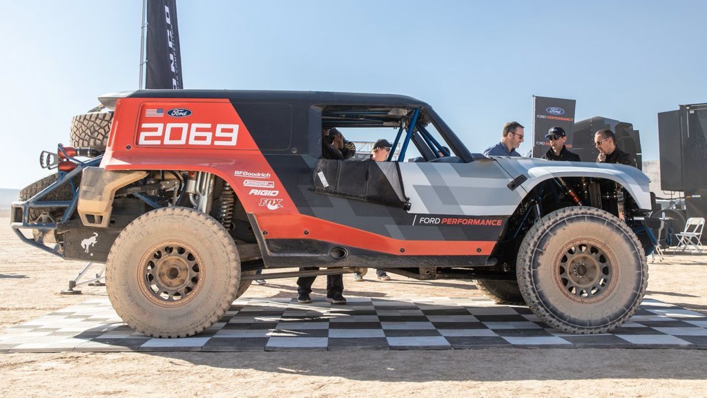 Ford-Bronco-R-Race-Prototype-29.jpg