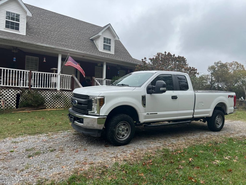 Ford F250 Super Duty.jpg