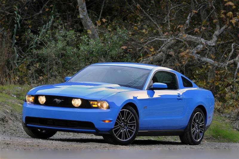 Ford-Mustang_GT_2010-Image-00011-80_b2932b383cd0d362f50126903a6dfde0d5d6d657.jpg