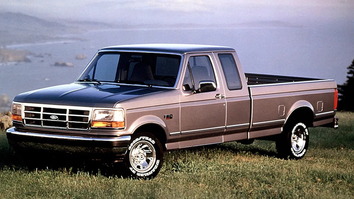Ford-Truck-with-Dual-Fuel-Tanks-2.jpg