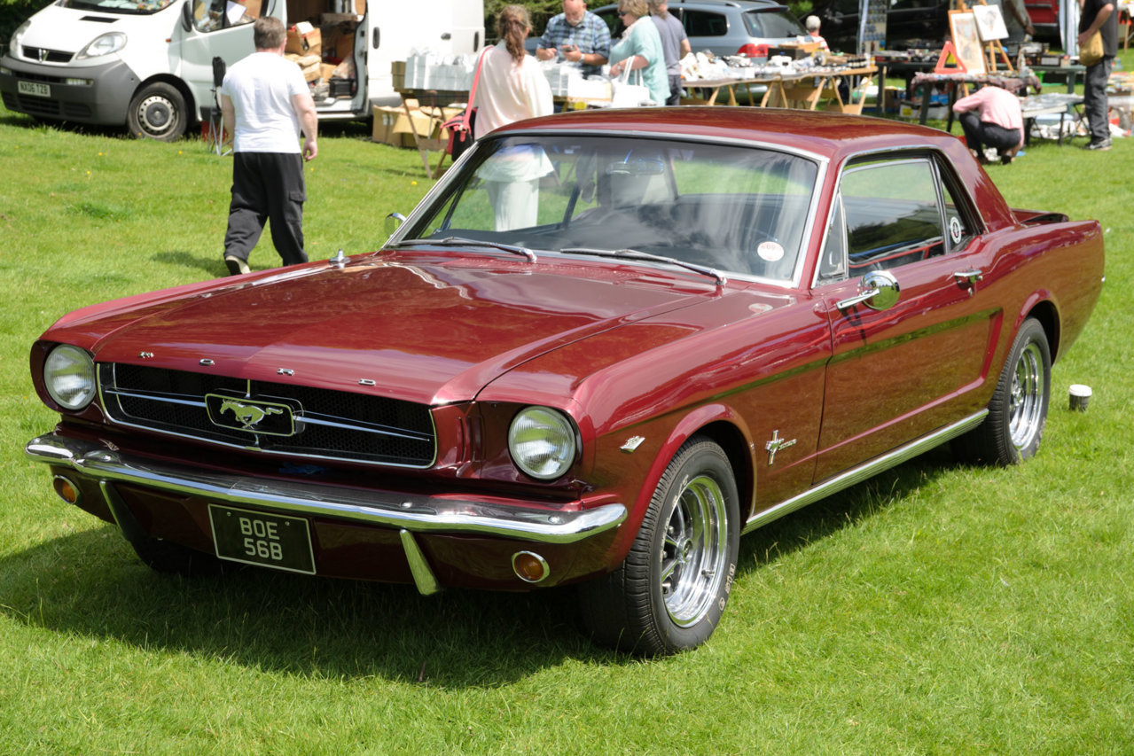 Ford_Mustang_(1964)_-_28540253076.jpg