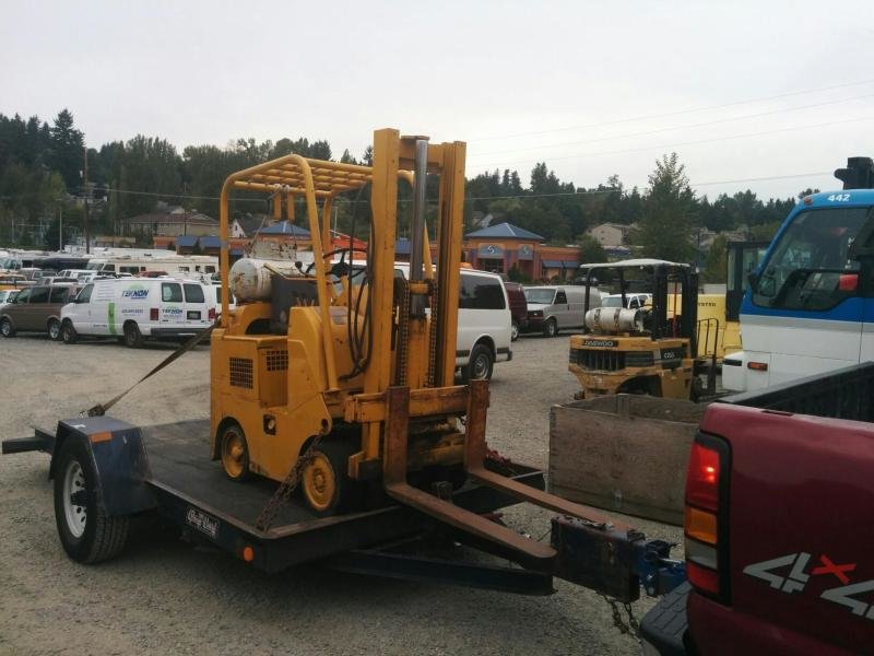forklift.jpg