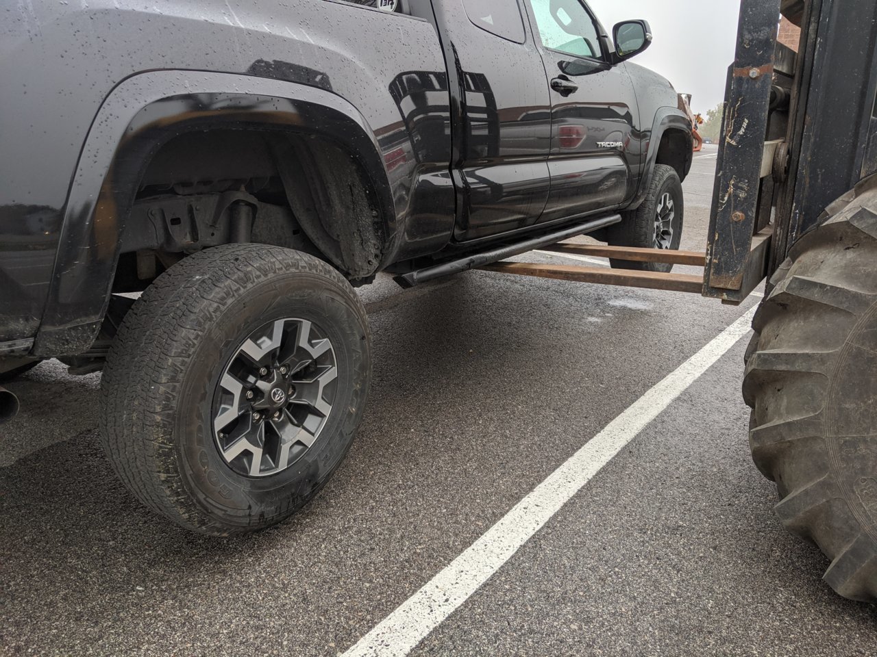 Forklift Tire Change.jpg