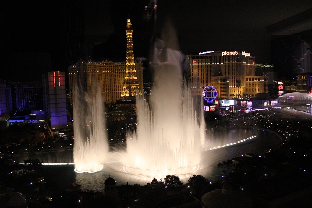 Fountain_1647.jpg